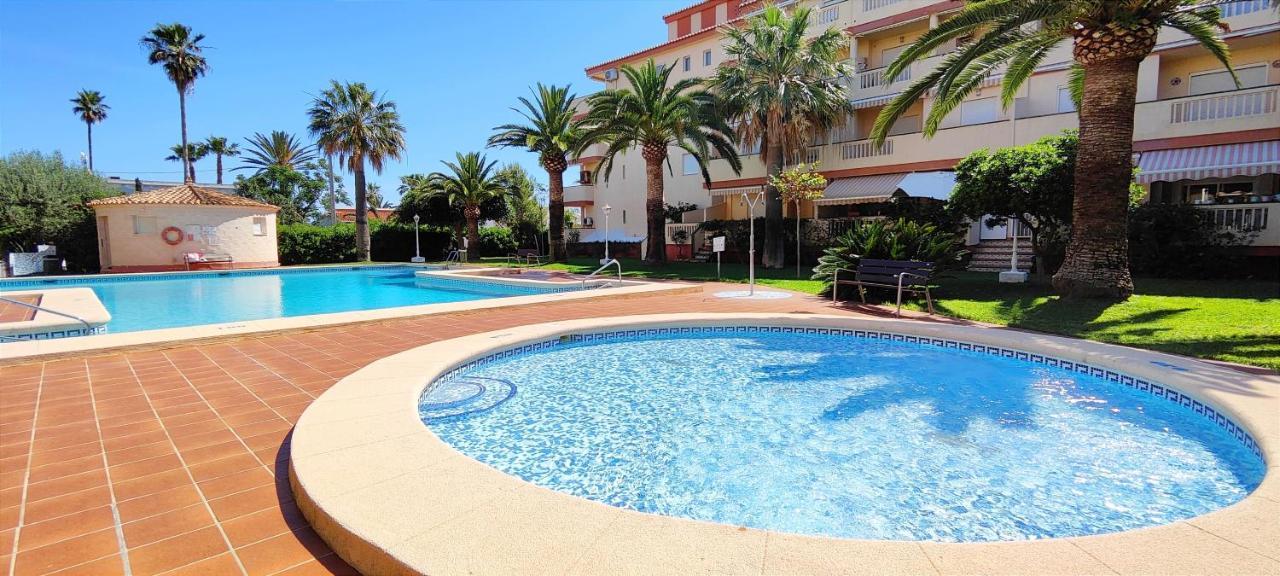La Marina By Costa Apartment