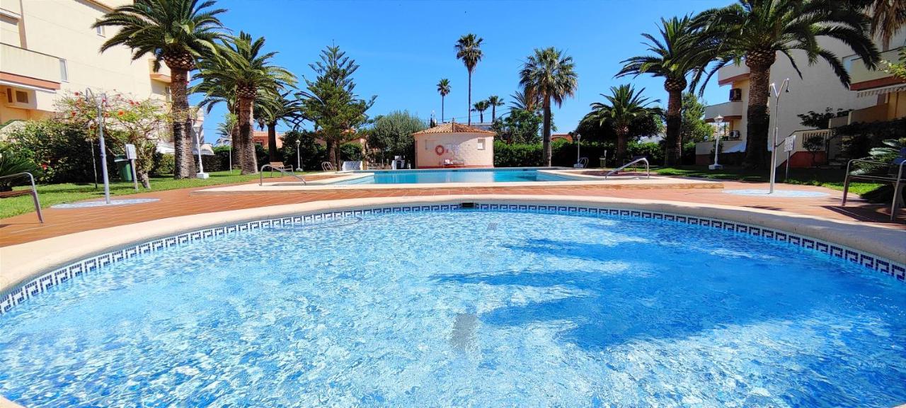 La Marina By Costa Apartment