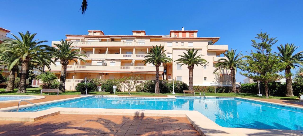 La Marina By Costa Apartment *